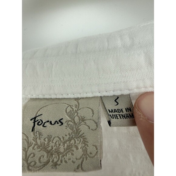Focus Casual Life Button white textured button up cotton Small S roll tab sleeve - Picture 2 of 7